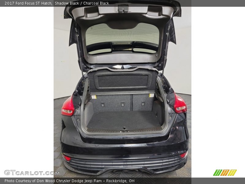 Shadow Black / Charcoal Black 2017 Ford Focus ST Hatch