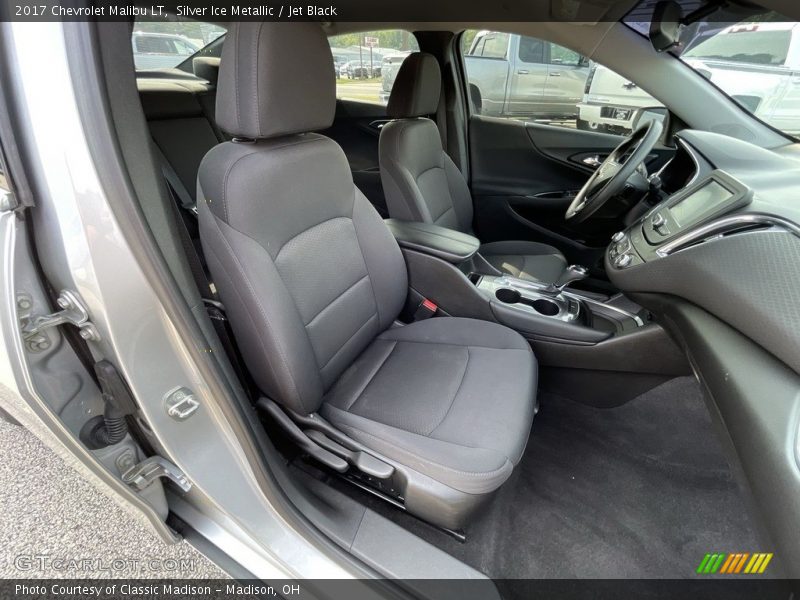 Silver Ice Metallic / Jet Black 2017 Chevrolet Malibu LT