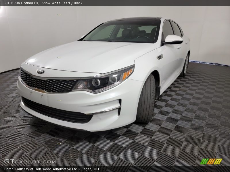 Snow White Pearl / Black 2016 Kia Optima EX