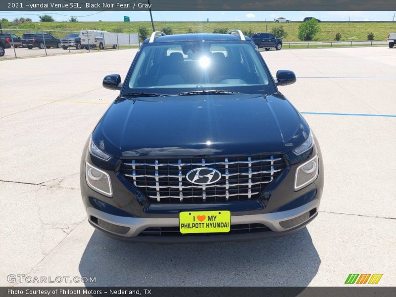 Black Noir Pearl / Gray 2021 Hyundai Venue SEL