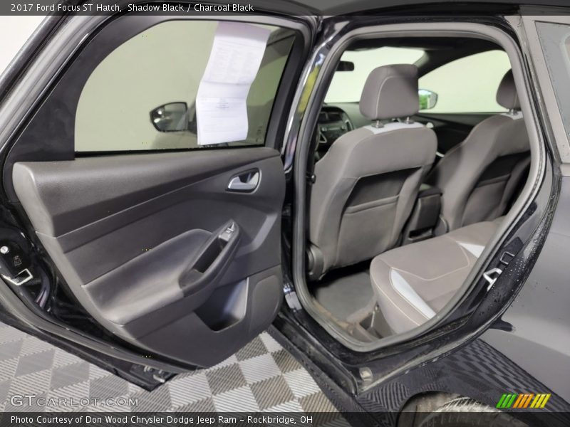 Shadow Black / Charcoal Black 2017 Ford Focus ST Hatch