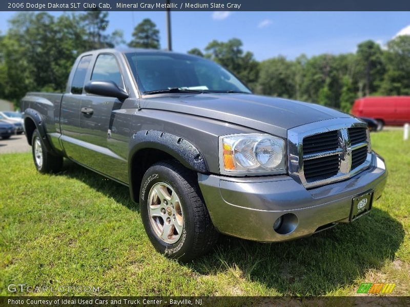 Mineral Gray Metallic / Medium Slate Gray 2006 Dodge Dakota SLT Club Cab