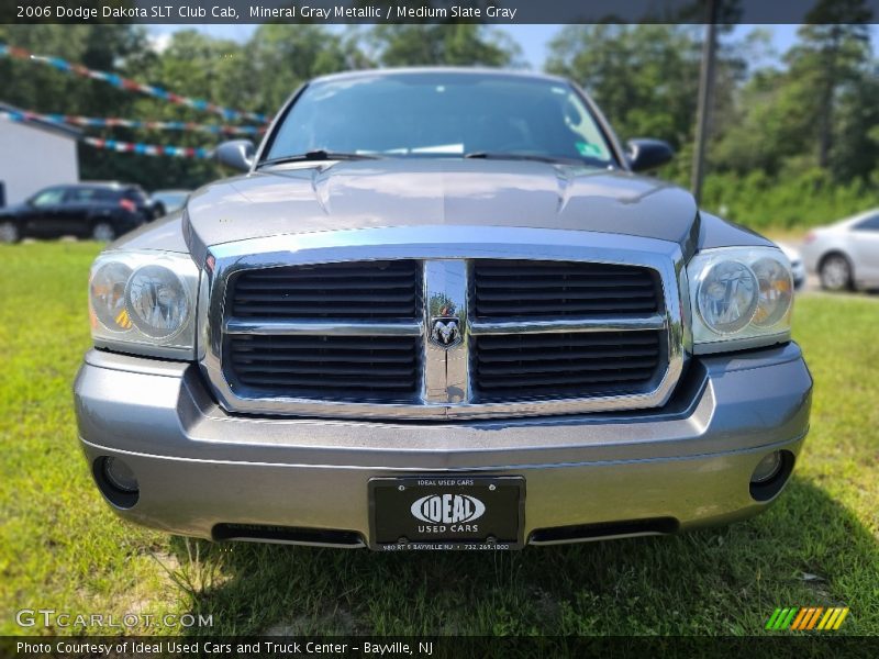 Mineral Gray Metallic / Medium Slate Gray 2006 Dodge Dakota SLT Club Cab