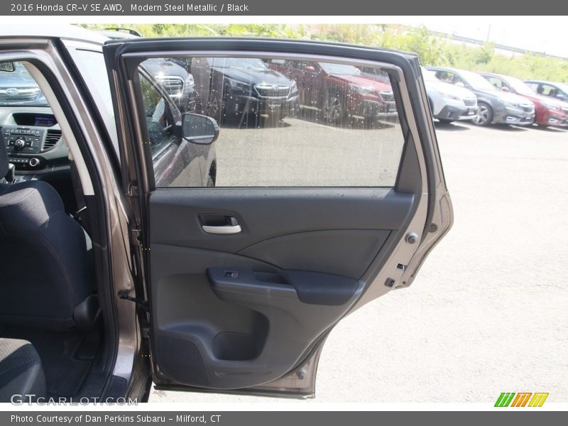 Modern Steel Metallic / Black 2016 Honda CR-V SE AWD