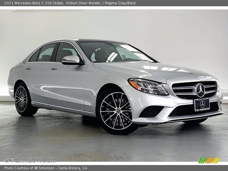 Front 3/4 View of 2021 C 300 Sedan