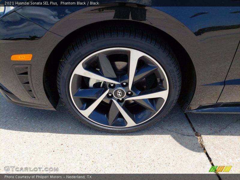 Phantom Black / Black 2021 Hyundai Sonata SEL Plus