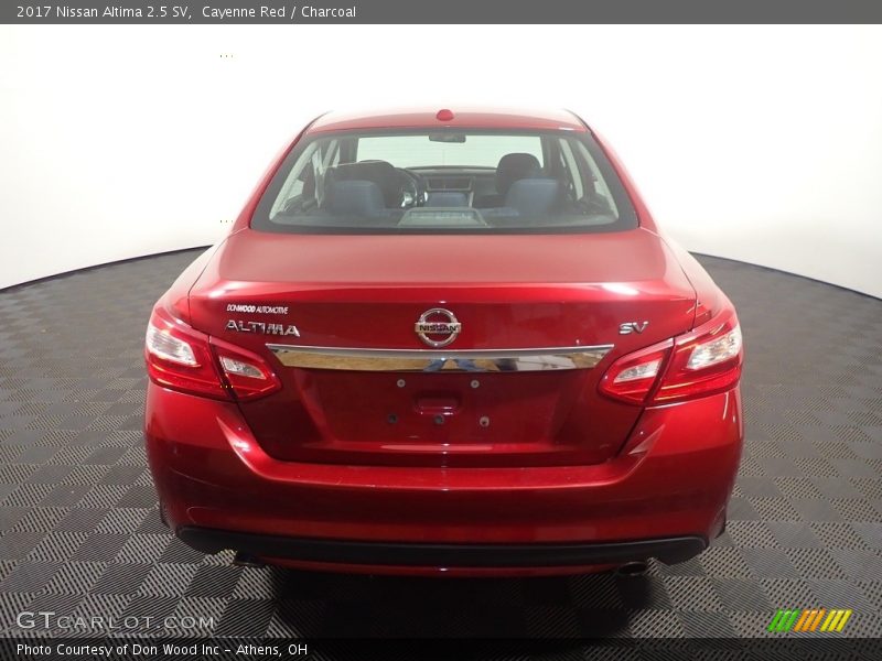 Cayenne Red / Charcoal 2017 Nissan Altima 2.5 SV