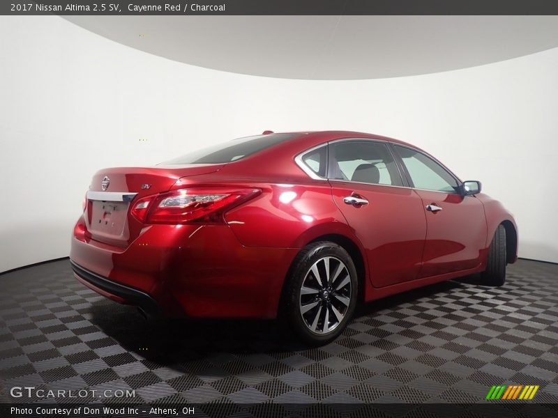 Cayenne Red / Charcoal 2017 Nissan Altima 2.5 SV