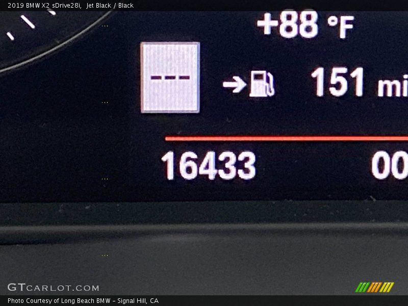 Jet Black / Black 2019 BMW X2 sDrive28i