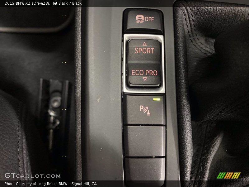 Jet Black / Black 2019 BMW X2 sDrive28i