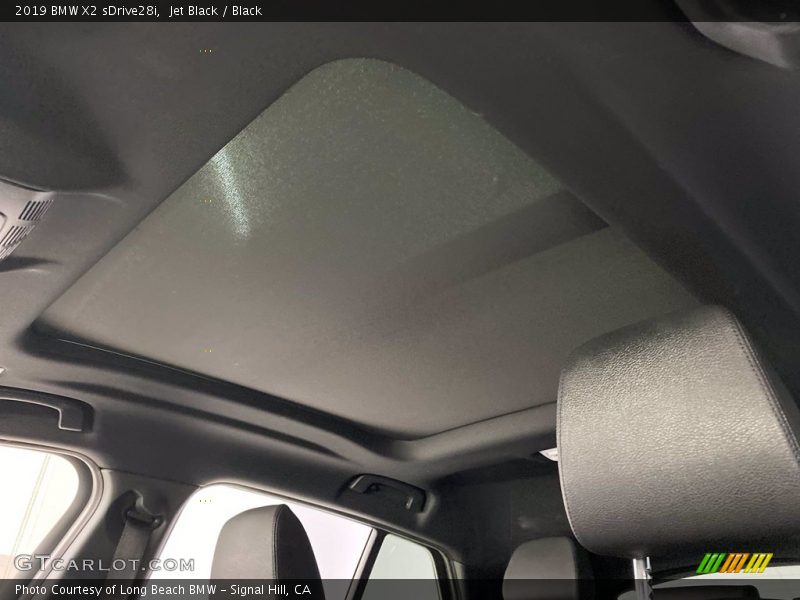 Jet Black / Black 2019 BMW X2 sDrive28i