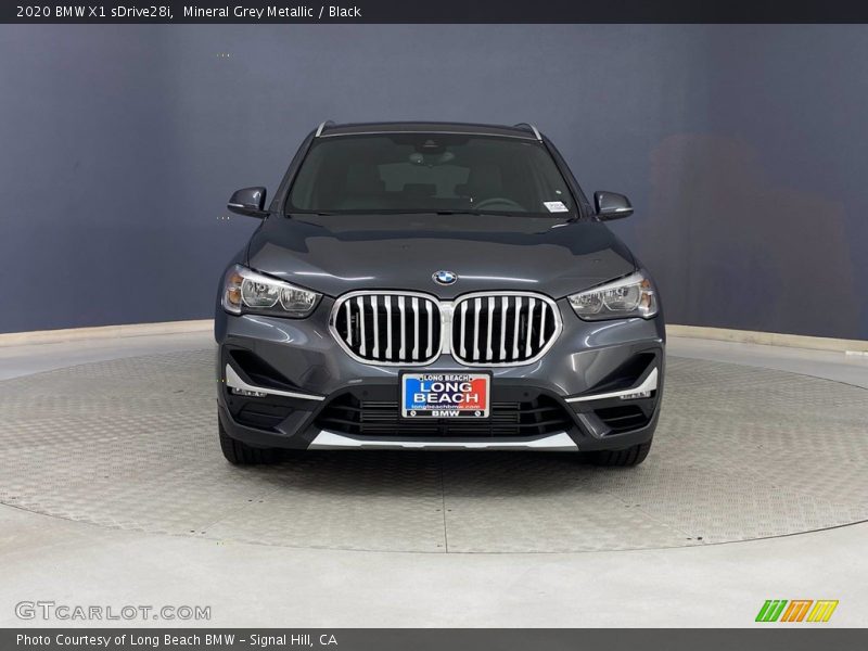 Mineral Grey Metallic / Black 2020 BMW X1 sDrive28i