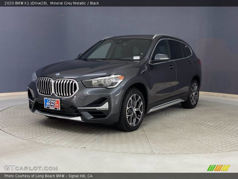 Mineral Grey Metallic / Black 2020 BMW X1 sDrive28i