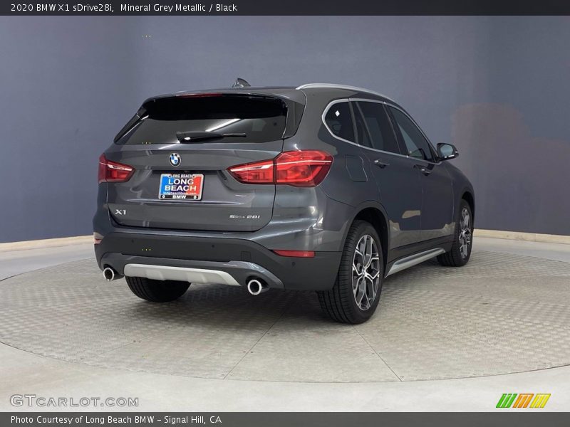 Mineral Grey Metallic / Black 2020 BMW X1 sDrive28i