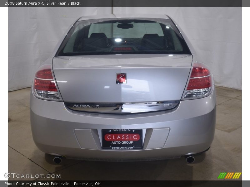 Silver Pearl / Black 2008 Saturn Aura XR