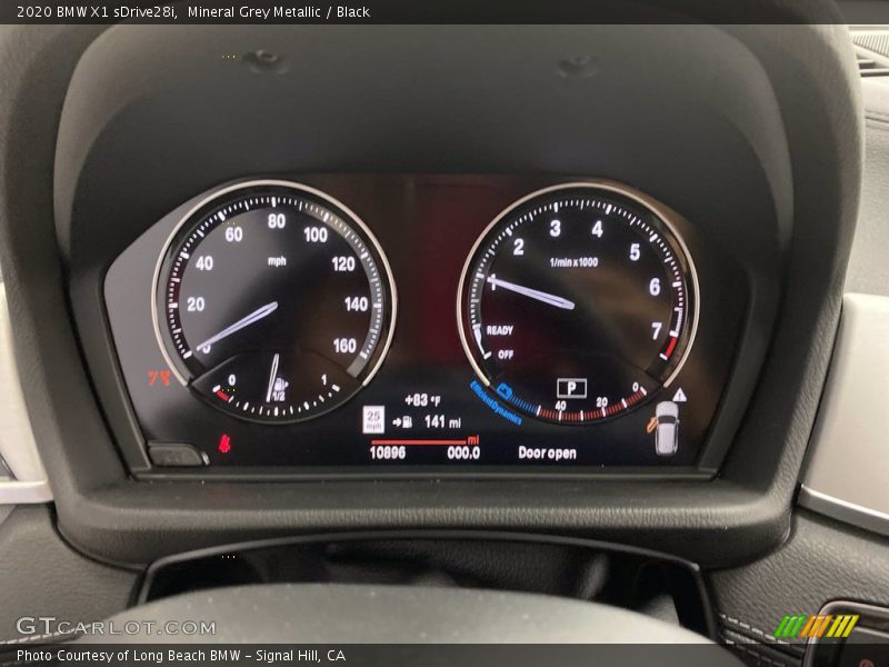 Mineral Grey Metallic / Black 2020 BMW X1 sDrive28i