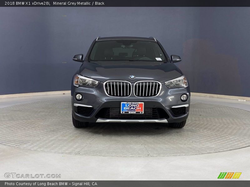 Mineral Grey Metallic / Black 2018 BMW X1 xDrive28i