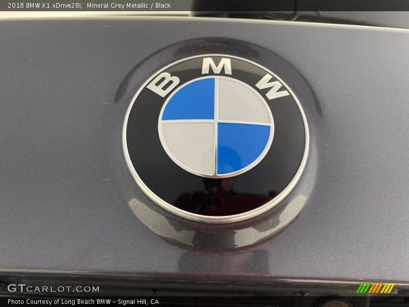 Mineral Grey Metallic / Black 2018 BMW X1 xDrive28i