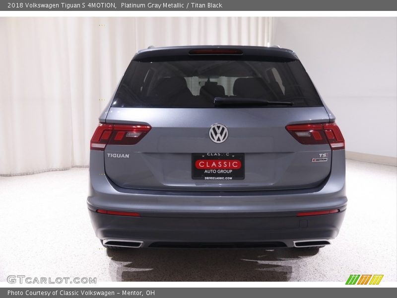 Platinum Gray Metallic / Titan Black 2018 Volkswagen Tiguan S 4MOTION