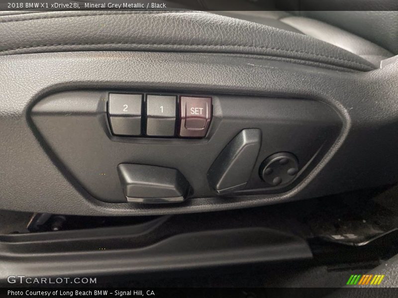 Mineral Grey Metallic / Black 2018 BMW X1 xDrive28i