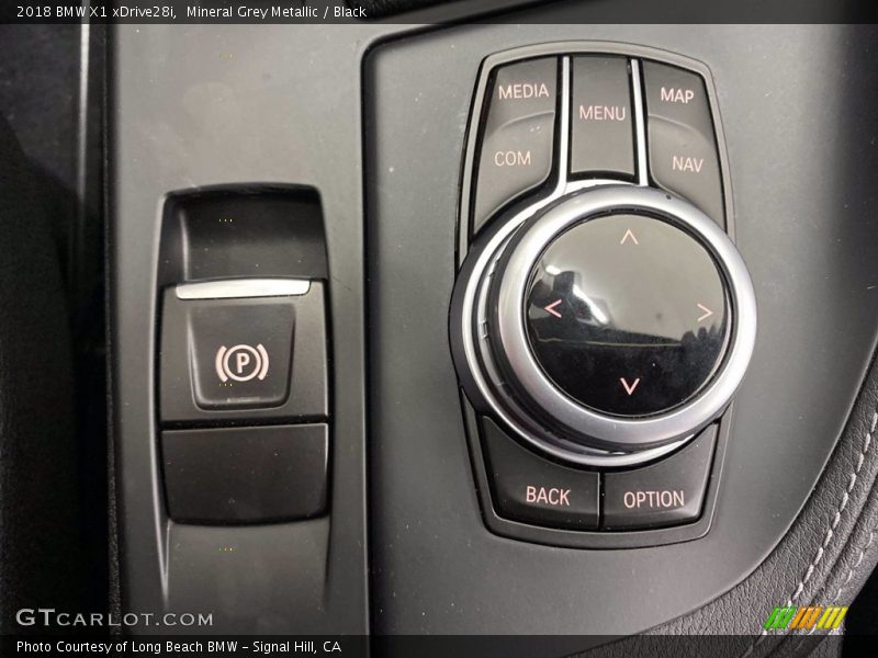 Mineral Grey Metallic / Black 2018 BMW X1 xDrive28i