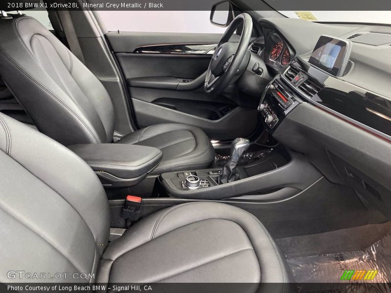 Mineral Grey Metallic / Black 2018 BMW X1 xDrive28i