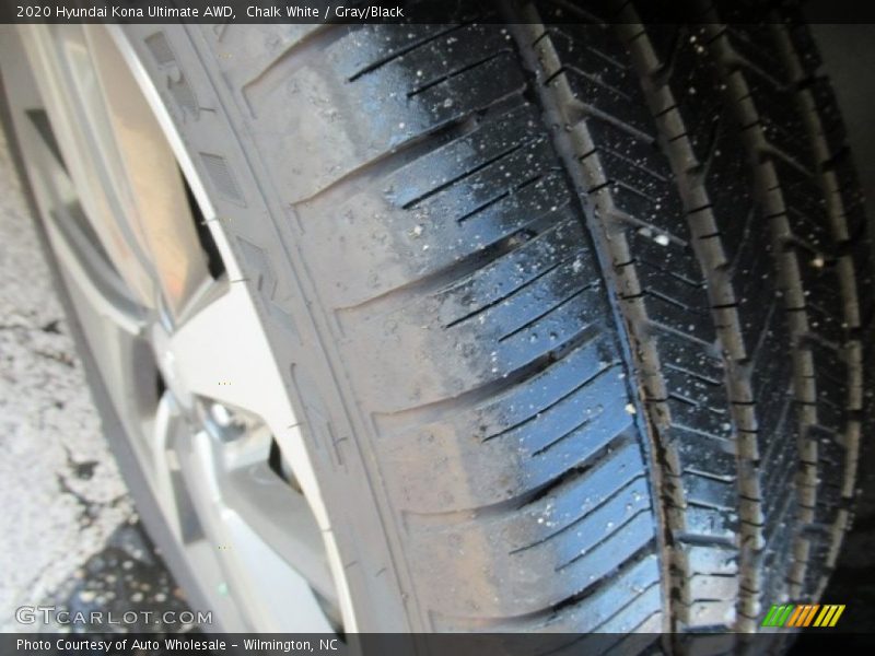Chalk White / Gray/Black 2020 Hyundai Kona Ultimate AWD
