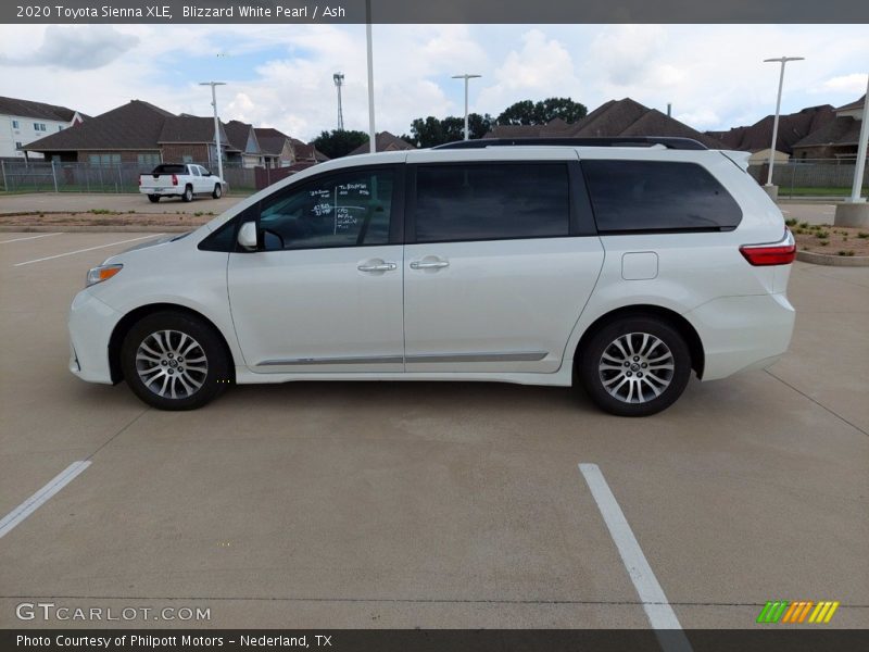 Blizzard White Pearl / Ash 2020 Toyota Sienna XLE