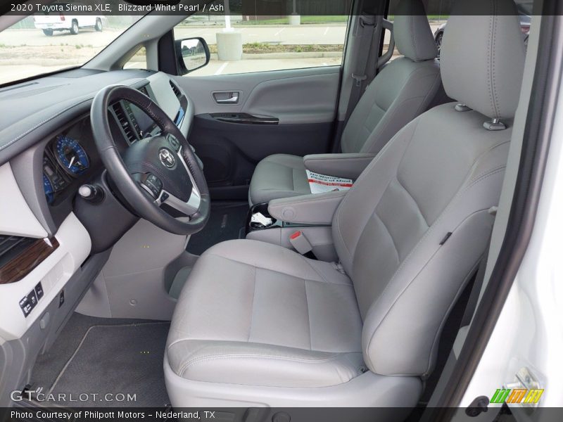 Blizzard White Pearl / Ash 2020 Toyota Sienna XLE