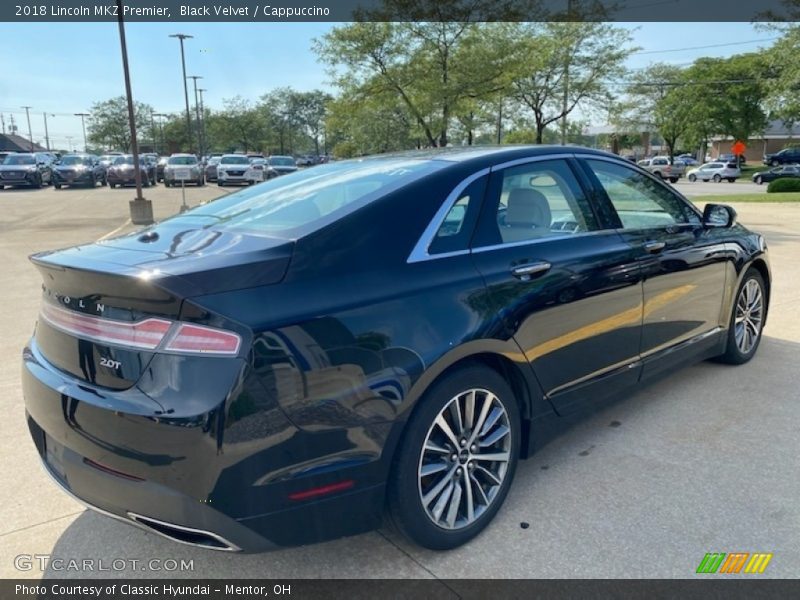 Black Velvet / Cappuccino 2018 Lincoln MKZ Premier