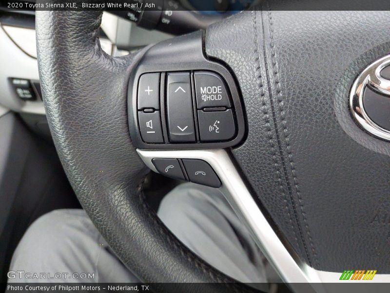 Blizzard White Pearl / Ash 2020 Toyota Sienna XLE
