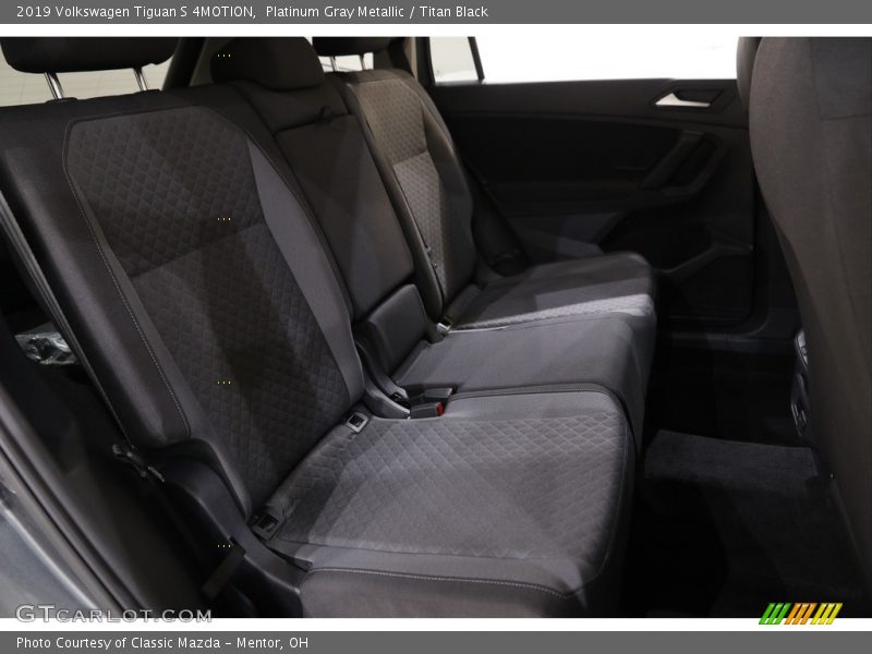 Platinum Gray Metallic / Titan Black 2019 Volkswagen Tiguan S 4MOTION