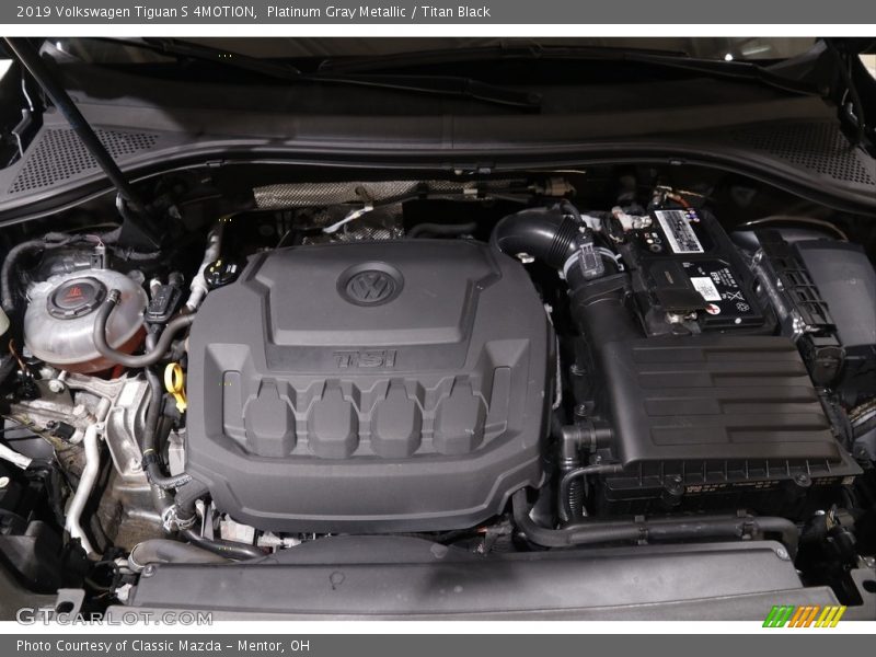 Platinum Gray Metallic / Titan Black 2019 Volkswagen Tiguan S 4MOTION