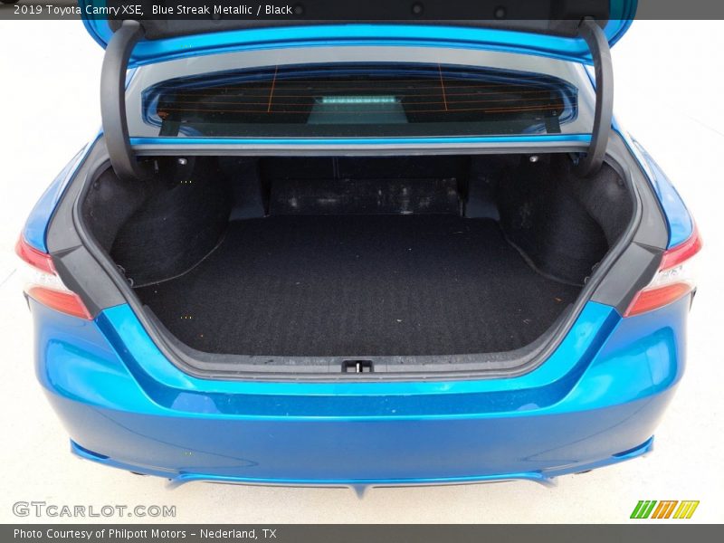 Blue Streak Metallic / Black 2019 Toyota Camry XSE