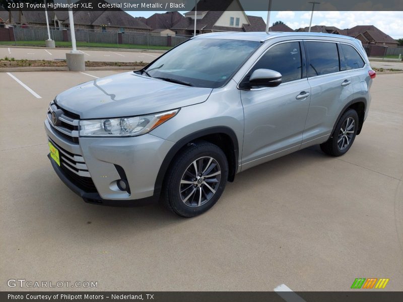Celestial Silver Metallic / Black 2018 Toyota Highlander XLE