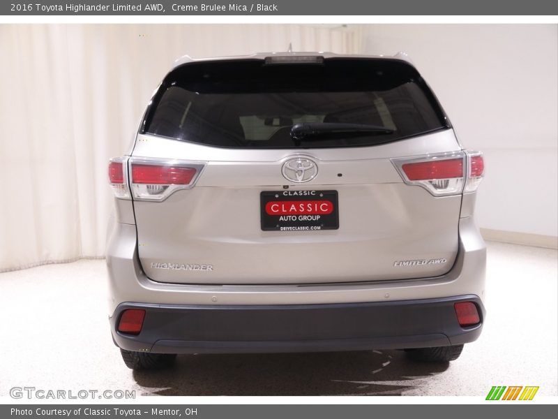 Creme Brulee Mica / Black 2016 Toyota Highlander Limited AWD