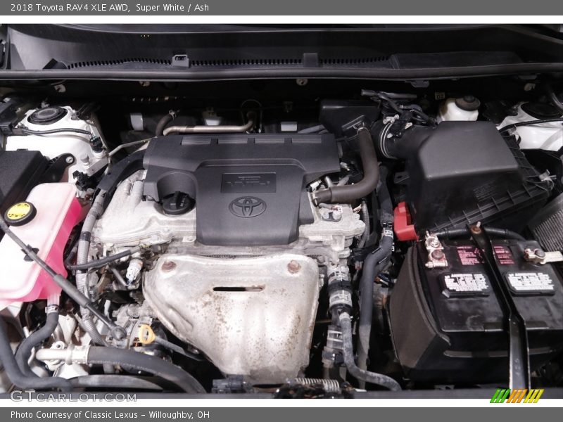Super White / Ash 2018 Toyota RAV4 XLE AWD