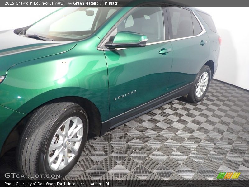 Ivy Green Metallic / Jet Black 2019 Chevrolet Equinox LT AWD