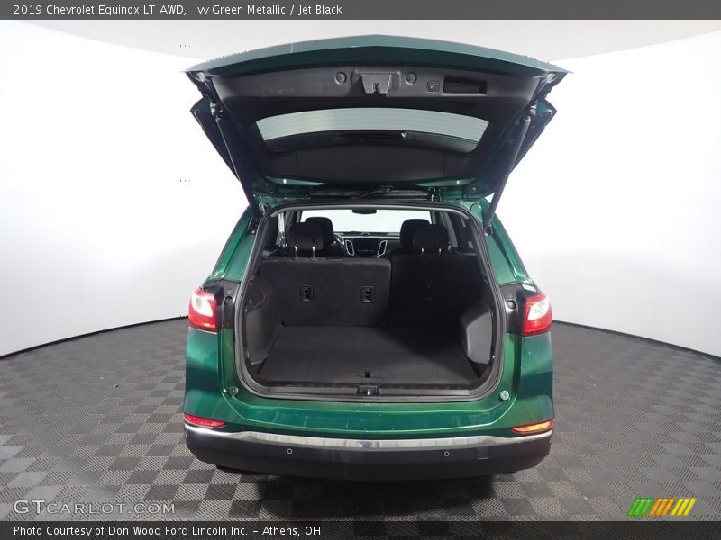 Ivy Green Metallic / Jet Black 2019 Chevrolet Equinox LT AWD