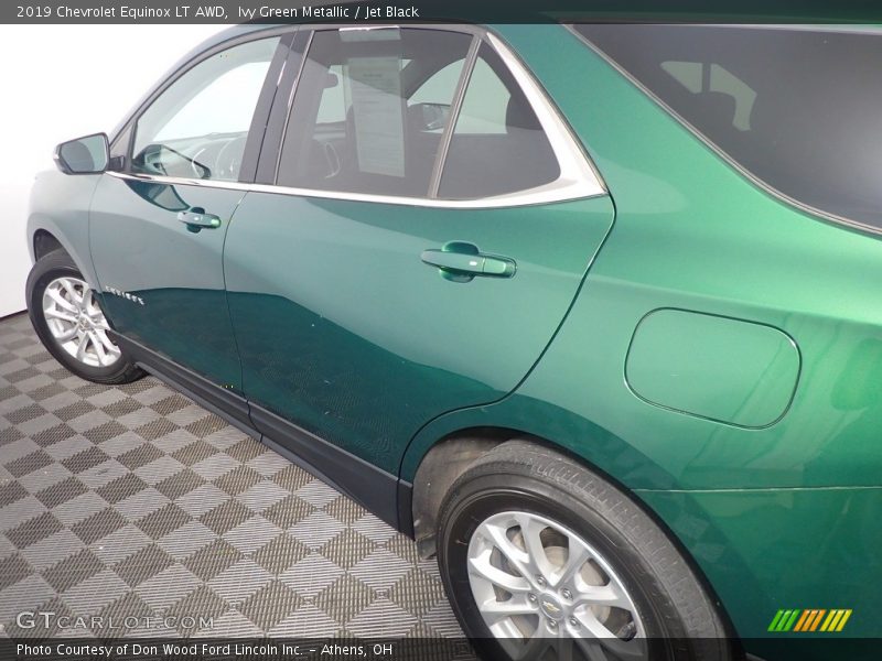 Ivy Green Metallic / Jet Black 2019 Chevrolet Equinox LT AWD
