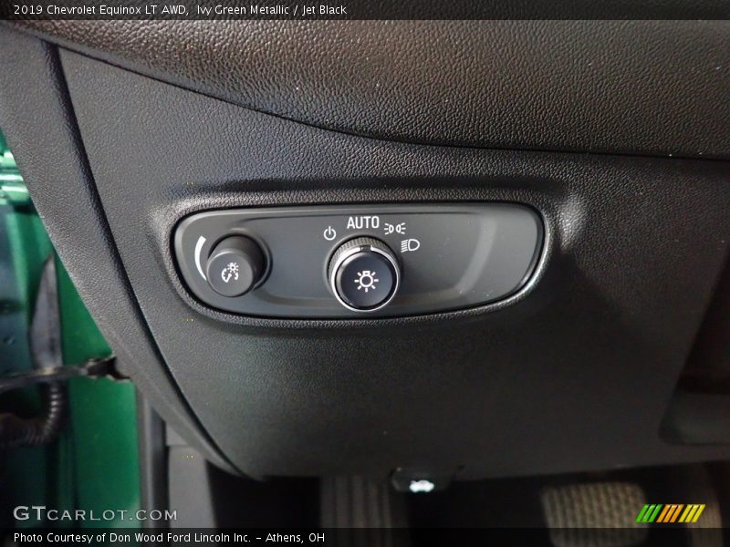 Ivy Green Metallic / Jet Black 2019 Chevrolet Equinox LT AWD