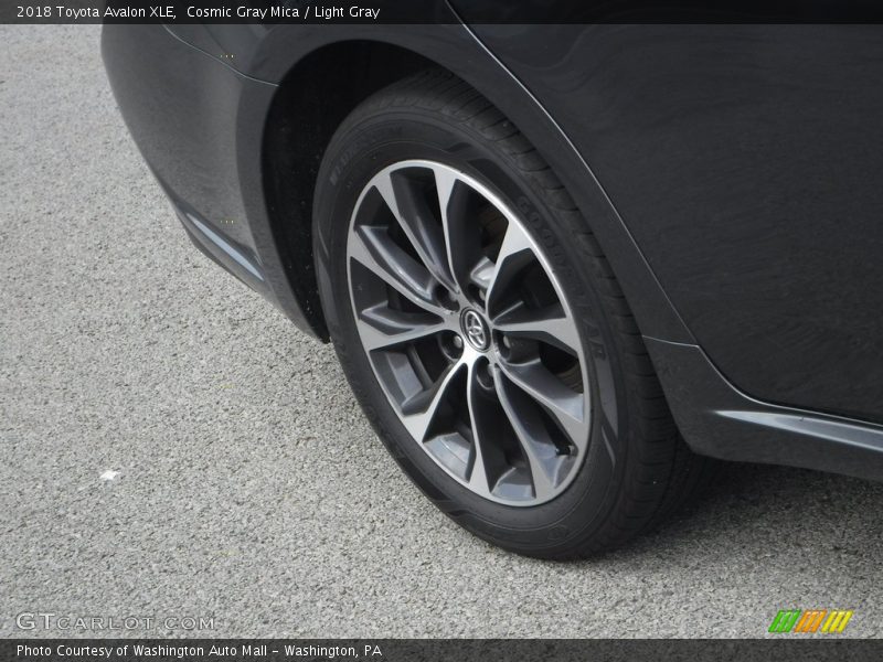 Cosmic Gray Mica / Light Gray 2018 Toyota Avalon XLE