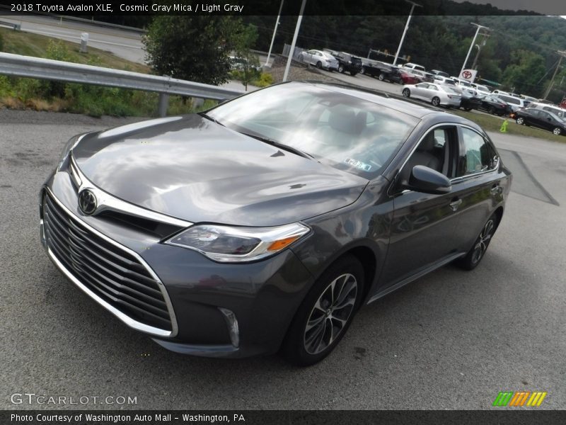 Cosmic Gray Mica / Light Gray 2018 Toyota Avalon XLE