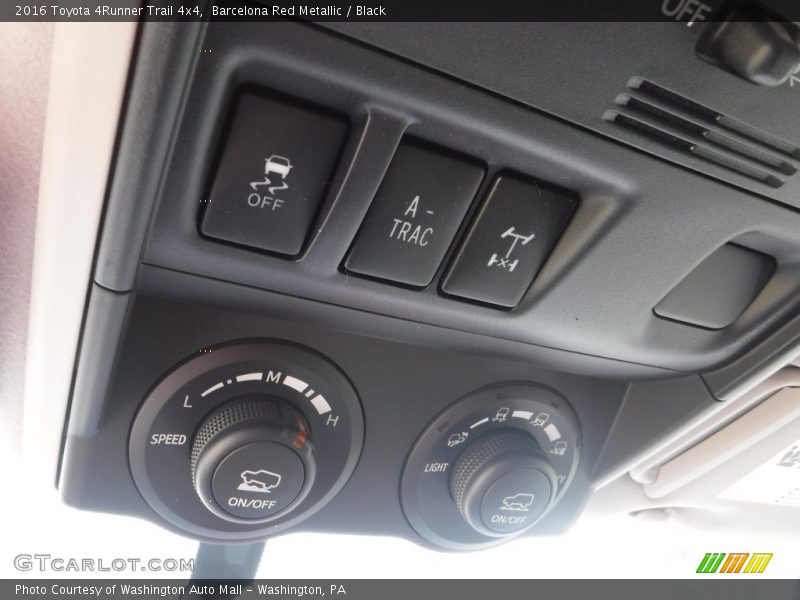 Barcelona Red Metallic / Black 2016 Toyota 4Runner Trail 4x4