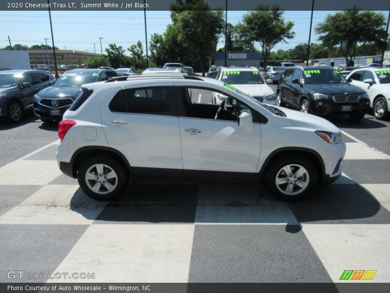 Summit White / Jet Black 2020 Chevrolet Trax LT