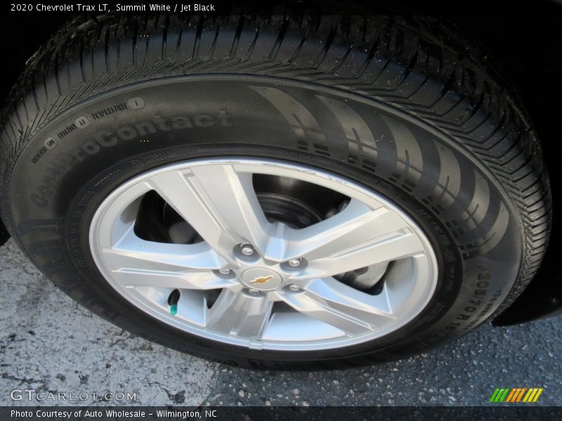 Summit White / Jet Black 2020 Chevrolet Trax LT