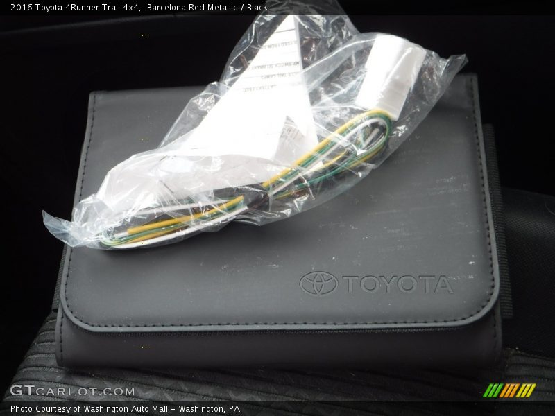 Barcelona Red Metallic / Black 2016 Toyota 4Runner Trail 4x4