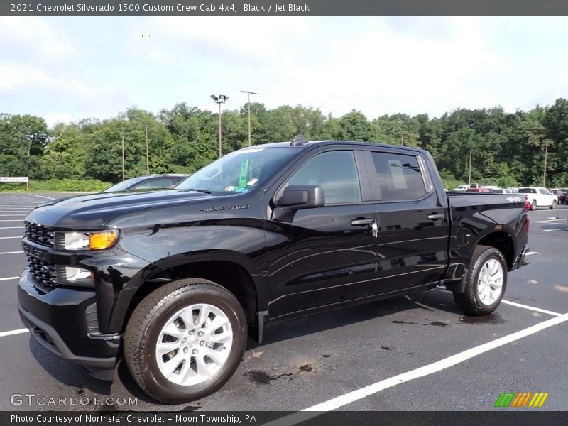 Front 3/4 View of 2021 Silverado 1500 Custom Crew Cab 4x4