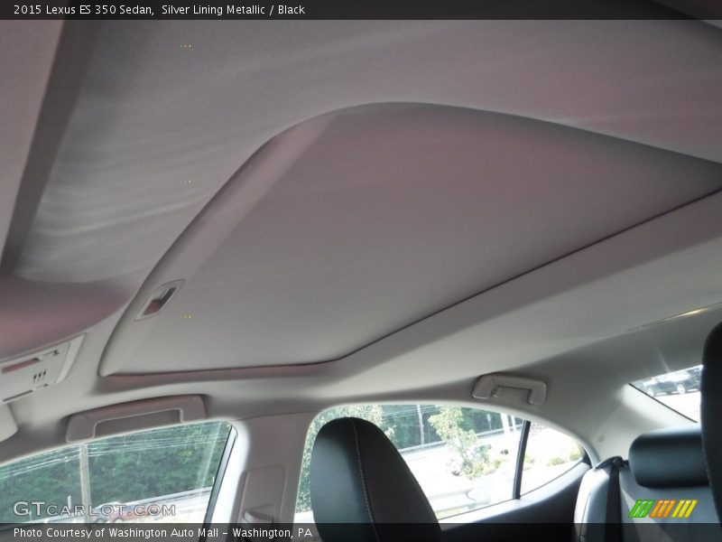 Sunroof of 2015 ES 350 Sedan