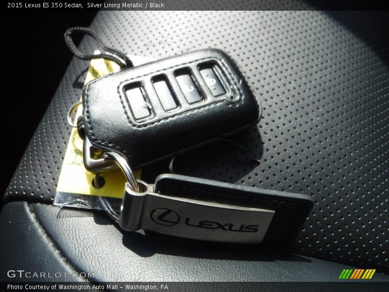 Keys of 2015 ES 350 Sedan